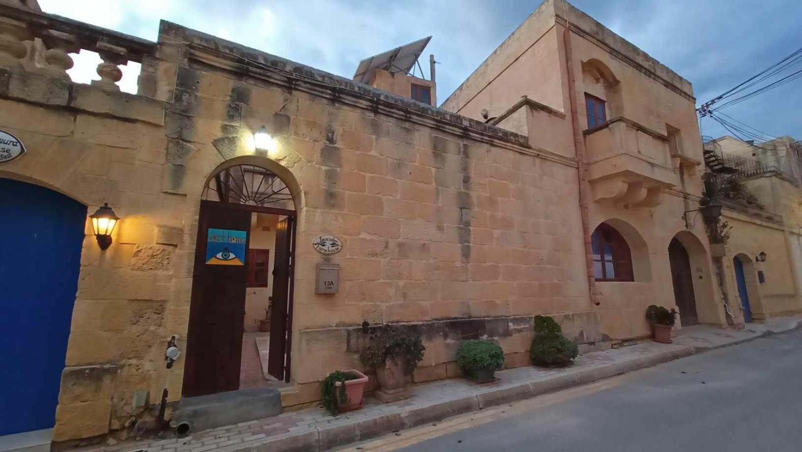 Arthome - Guest Rooms Għarb Eksteriør bilde