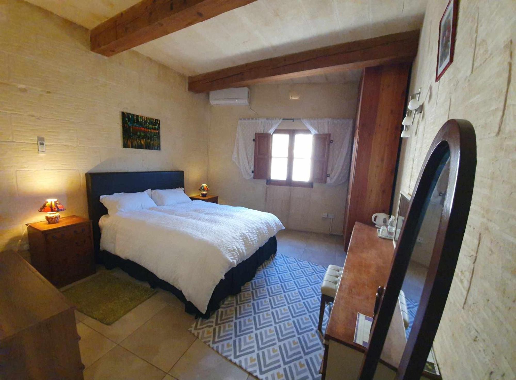 Arthome - Guest Rooms Għarb Eksteriør bilde
