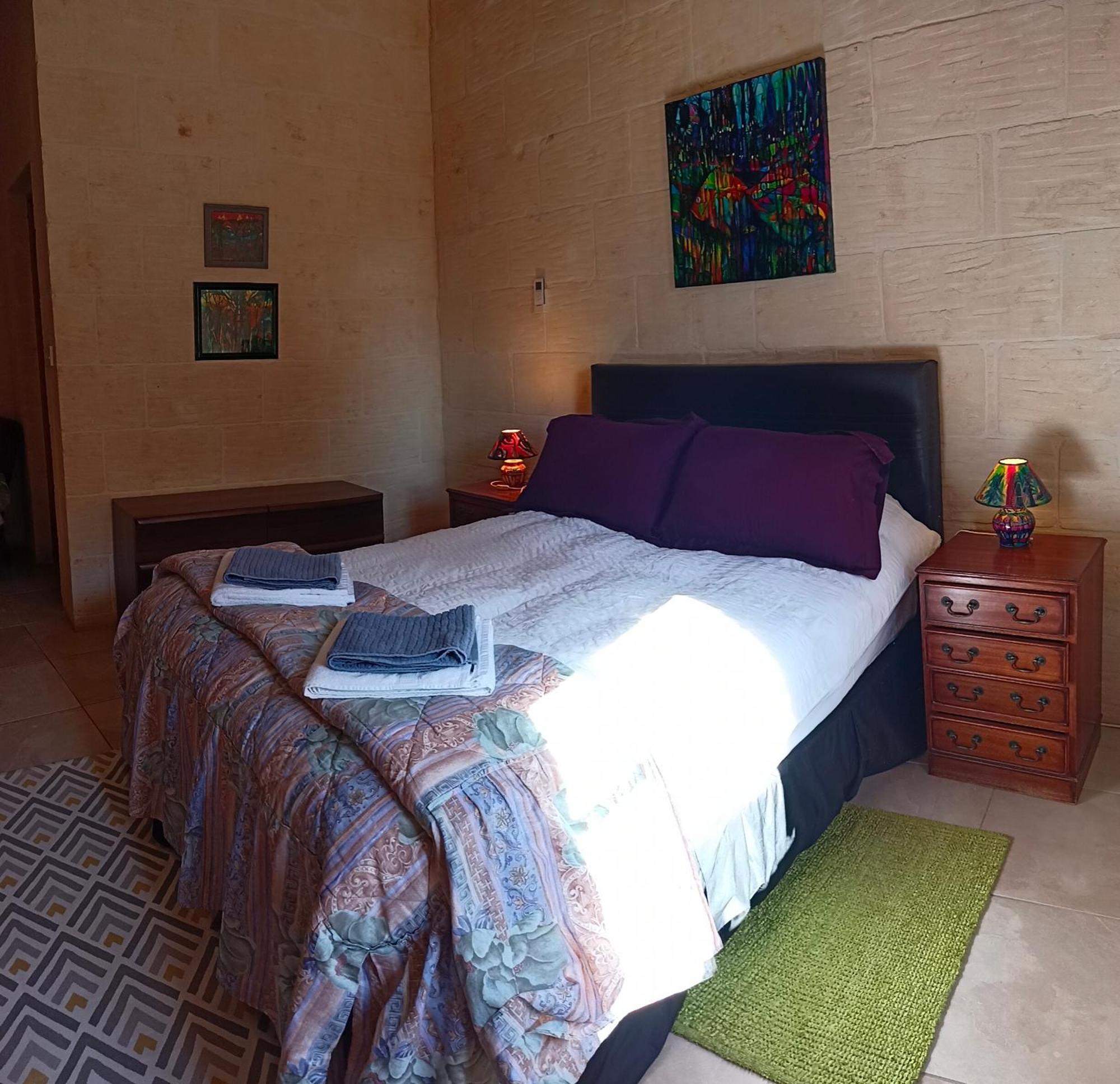 Arthome - Guest Rooms Għarb Eksteriør bilde