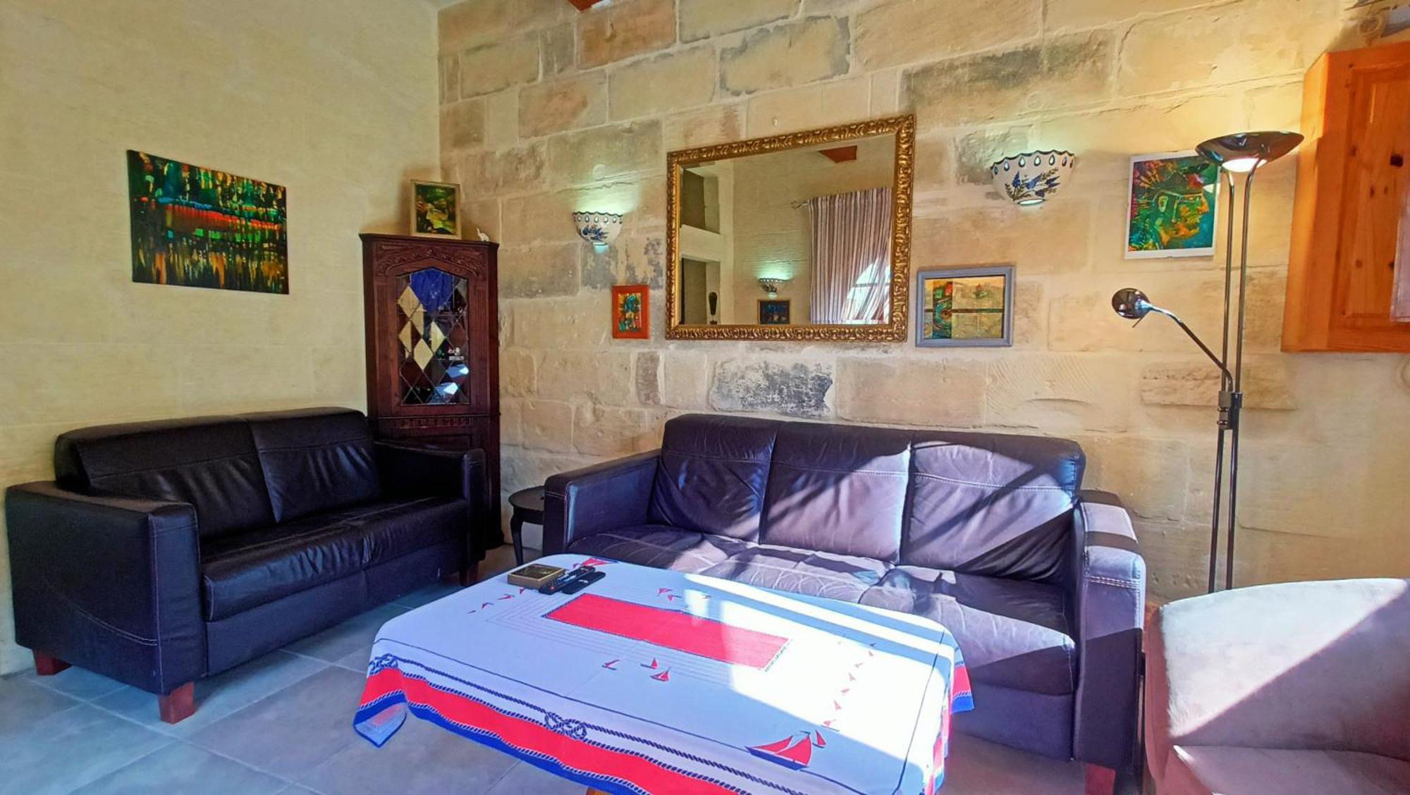 Arthome - Guest Rooms Għarb Eksteriør bilde